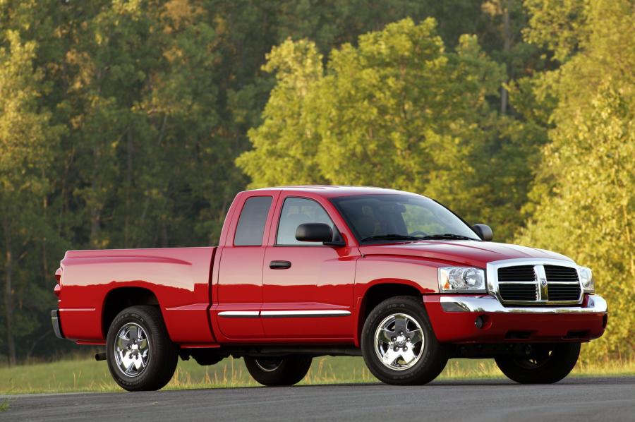  Dodge Dakota 2005 года  (фото 27 из 43)